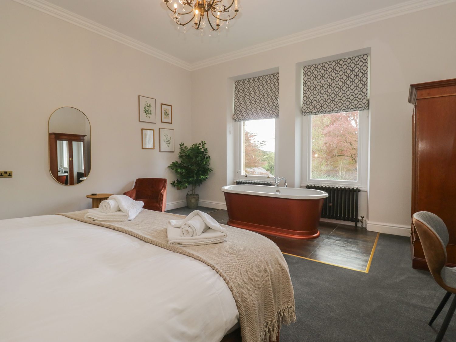 Representative Deluxe Ensuite bedroom at Brettargh Holt Mansion